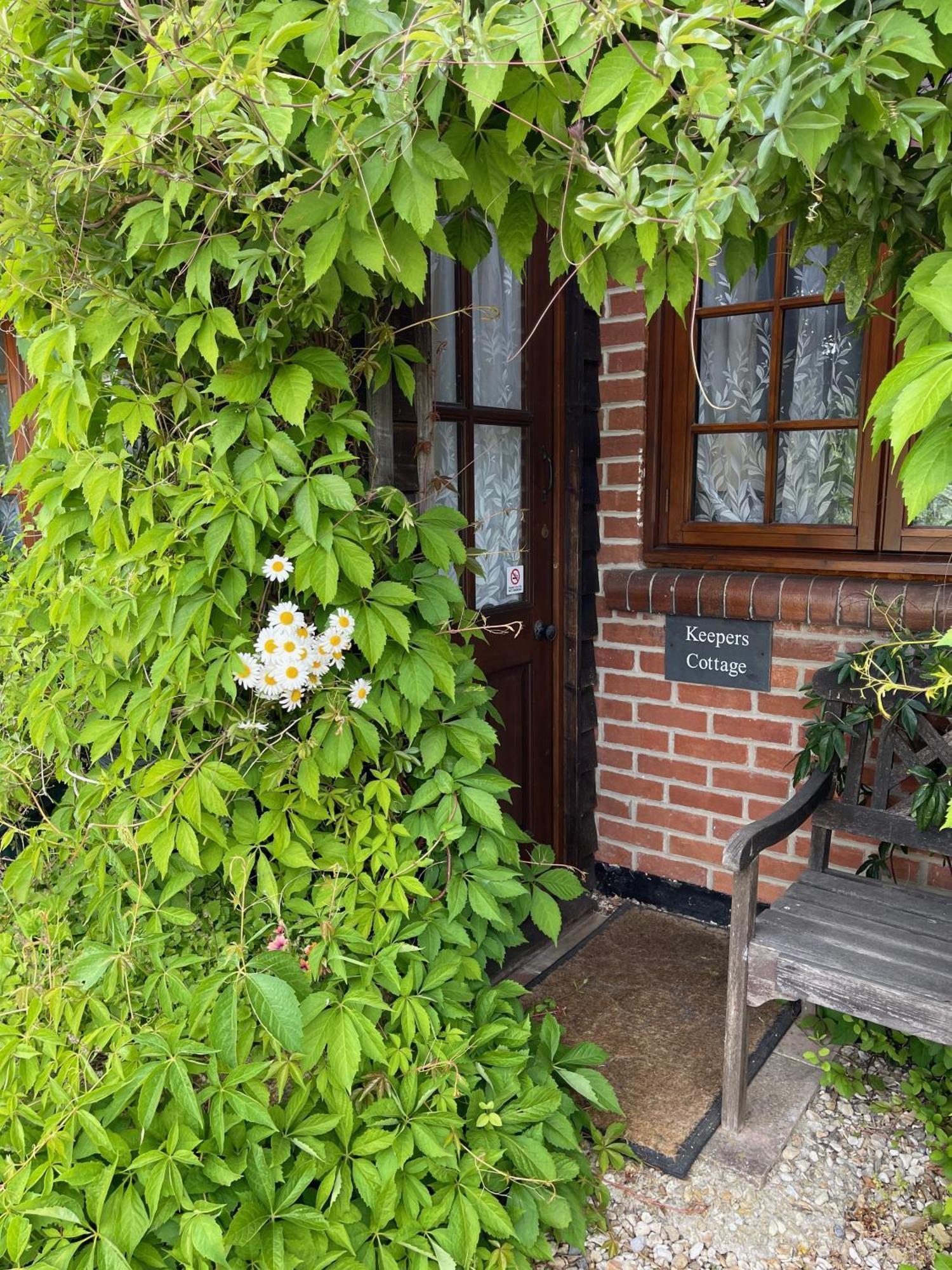 Keepers Cottage Wool Exterior photo